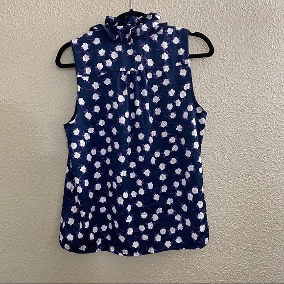 𝅺J. Crew Navy Violet Ruffleneck Sleeveless Top In Scattered Peony Print sz S - Picture 7 of 9